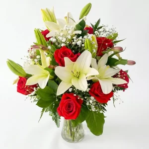 Jarrón de rosas y lirios