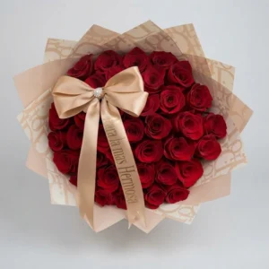 BOUQUET DE 50 ROSAS ROJAS, LAZO